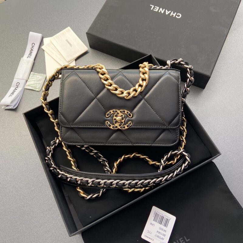 CHANEL 小香进口意大利皮 3267 黑色羊皮金色五金