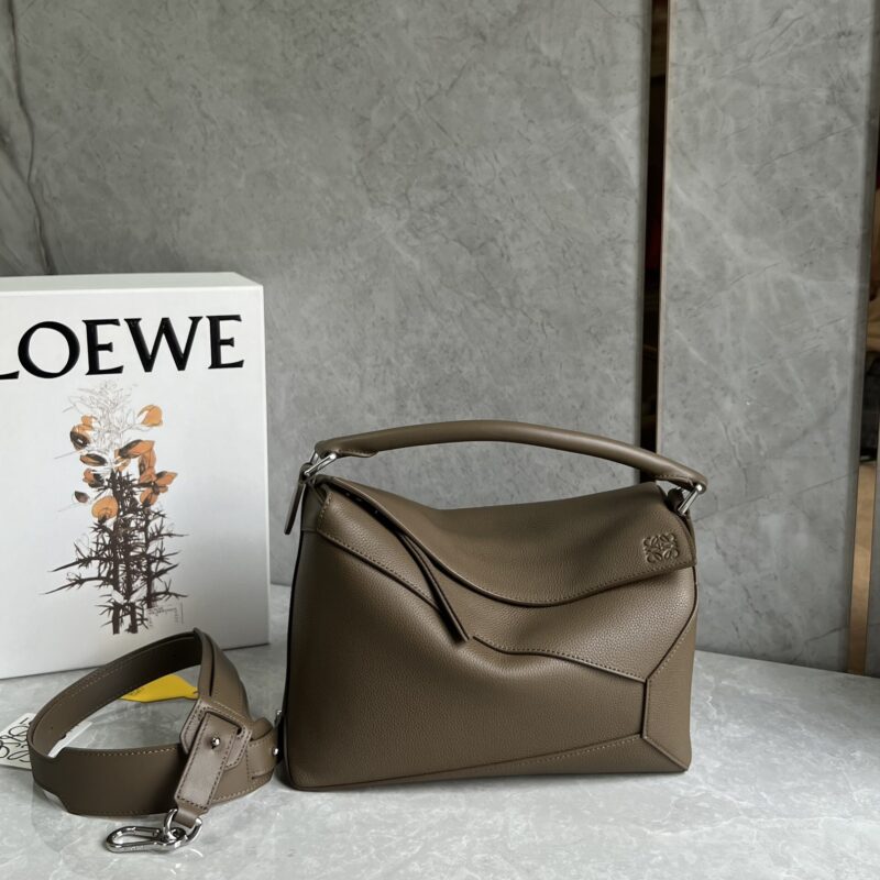 LOEWE puzzle 0533 巧克力色