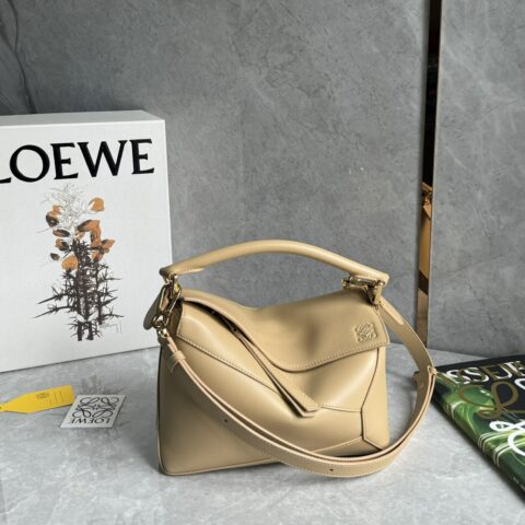 LOEWE 最新做法米黄🧈puzzle 0681