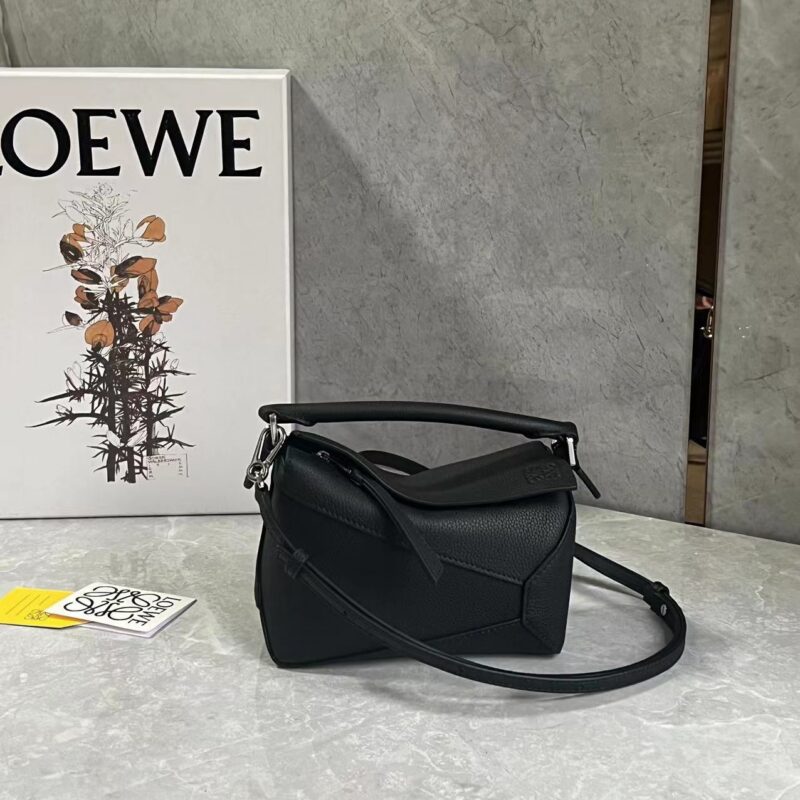 LOEWE puzzle 0680 黑色
