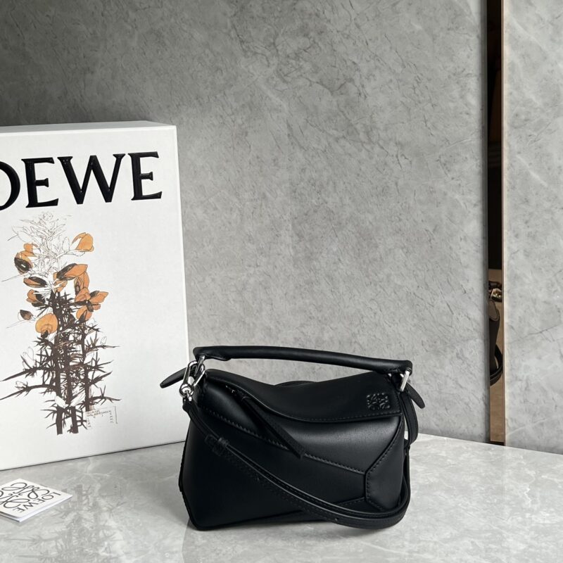 LOEWE puzzle 0680 黑色