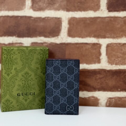 GUCCI 专柜品质，顶级原单货，实物实拍！768249克胶酒红皮