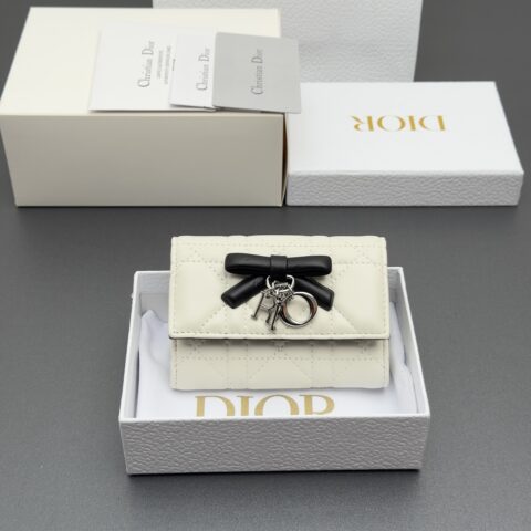 DIOR Lady Freesia钱包系列 型号:S2067 奶白拼黑色腾格纹/羊皮