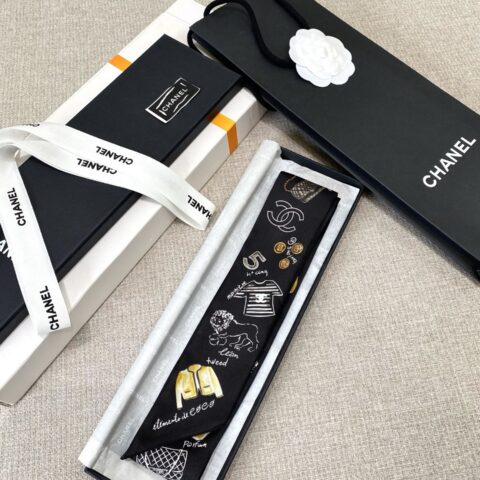 CHANEL  『集合元素twilly 』