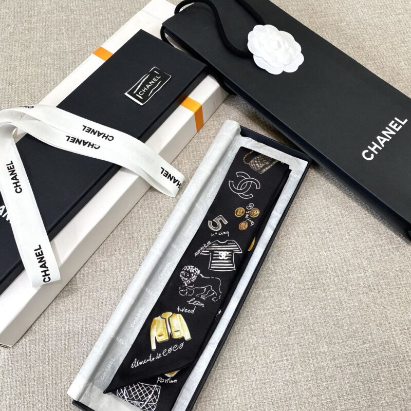 CHANEL  『集合元素twilly 』