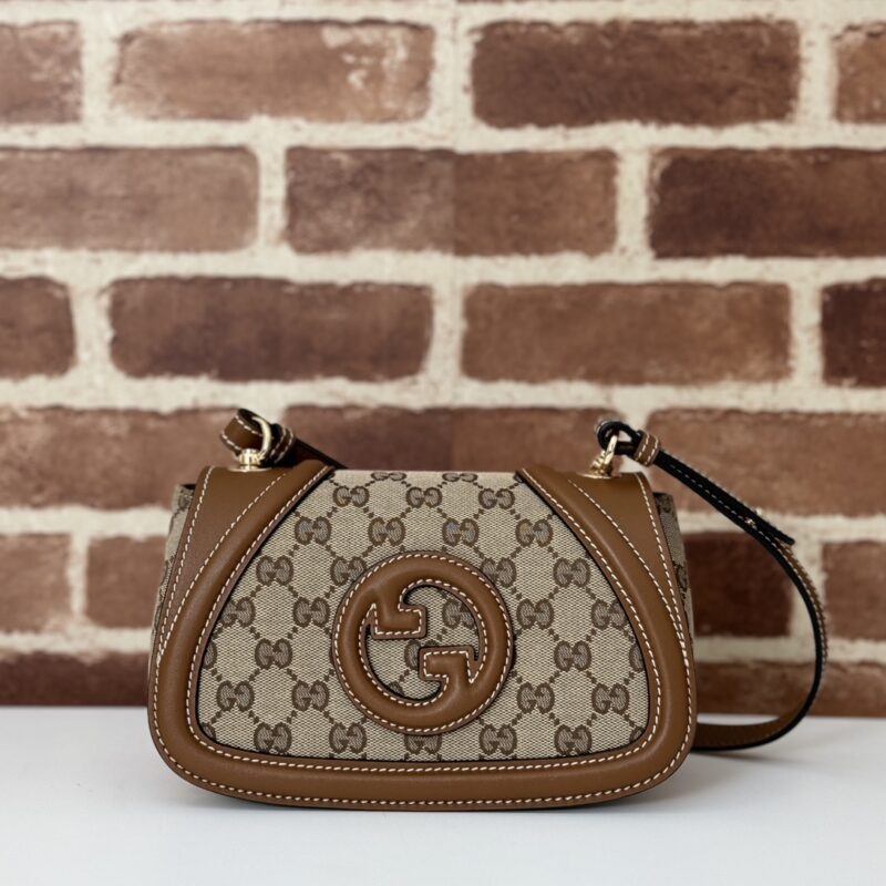 GUCCI 专柜品质，顶级原单货，实物实拍！款号815700杏布/棕皮