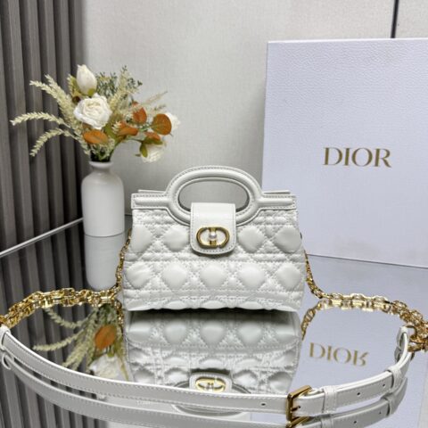 DIOR Jolie Top Handle 型号: S3123