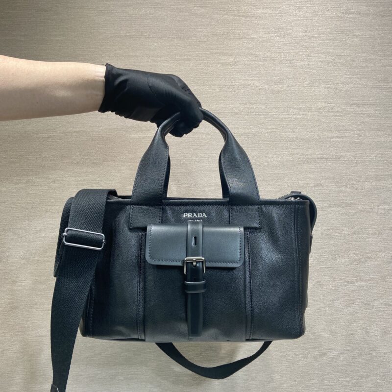 PRADA 新品Route🎉1BG660