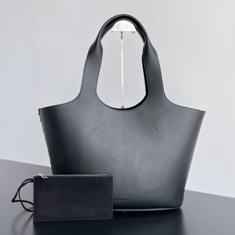 BV Medium Creek Tote 778307