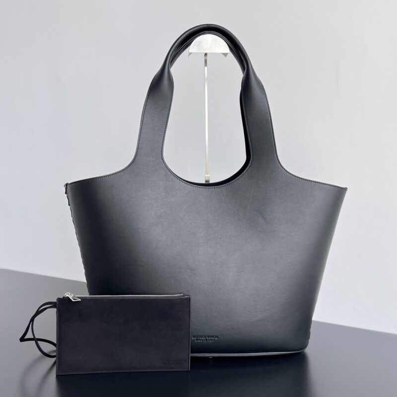 BV Medium Creek Tote 778307