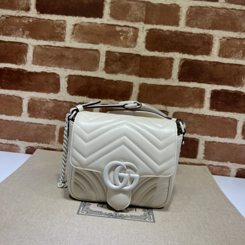 GUCCI  专柜品质，顶级原单货，实物实拍！款号739681米白