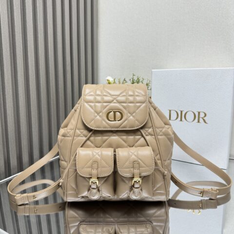 DIOR Caro 双肩背包饼干色羊皮革超大藤格纹 型号:6301