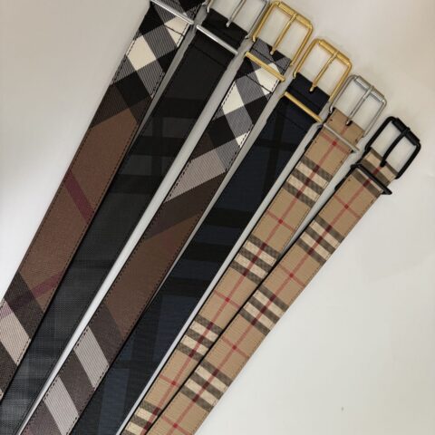 Burberry 博柏利品牌始终秉承传统精髓