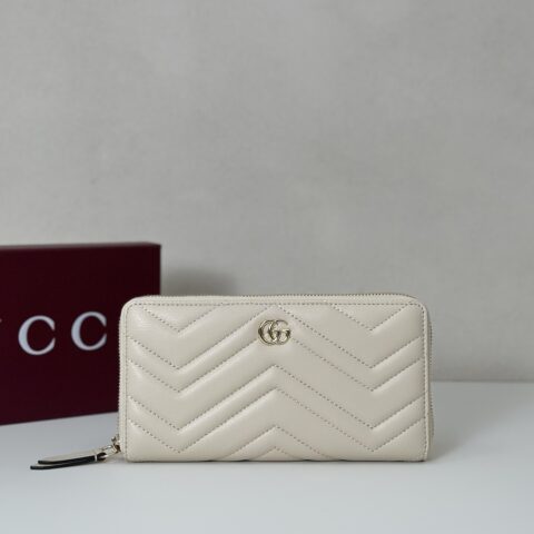 GUCCI 专柜品质，顶级原单货，实物实拍！837758米白羊皮
