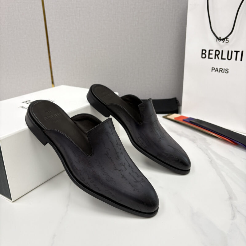 BERLUTI  Cyrus Scritto 图纹皮革拖鞋