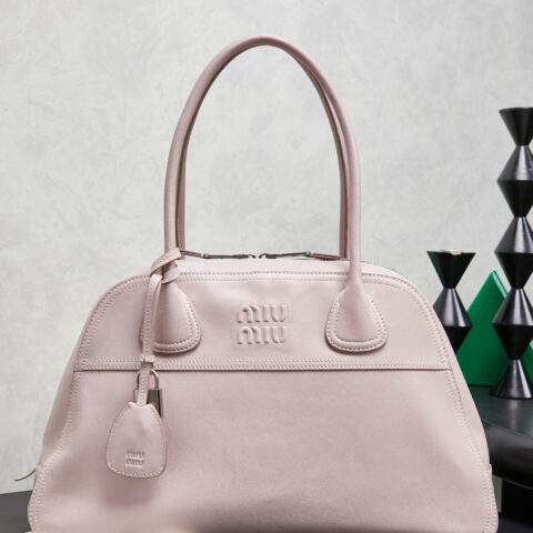 MIUMIU 新品爆款Vivant保龄球包 5BB196 粉色