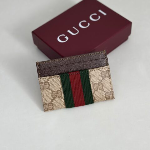 GUCCI 专柜品质，顶级原单货，实物实拍！款号876043浅水晶布