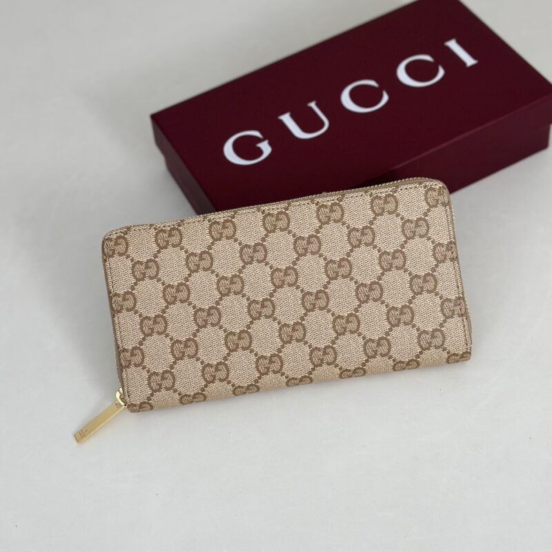 GUCCI 专柜品质，顶级原单货，实物实拍！款号876434杏水晶布