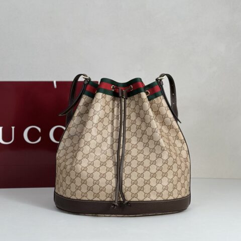 GUCCI 专柜品质，顶级原单货，实物实拍！款号875238杏水晶布