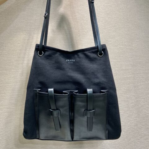 PRADA 新款托特包🎉1BC293帆布/皮
