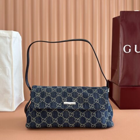 GUCCI Generation 古驰世代系列深入探索品牌的典藏元素 型号:874744 蓝色/牛仔