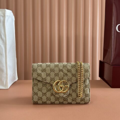 GUCCI Generation 系列深入探索品牌的典藏和视觉代码 型号:474575 杏布/棕色