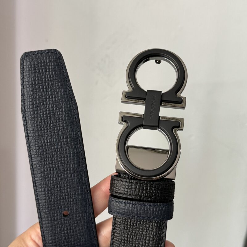 Ferragamo 男士质感腰带 彰显气质的单品，精致8字双层金属扣