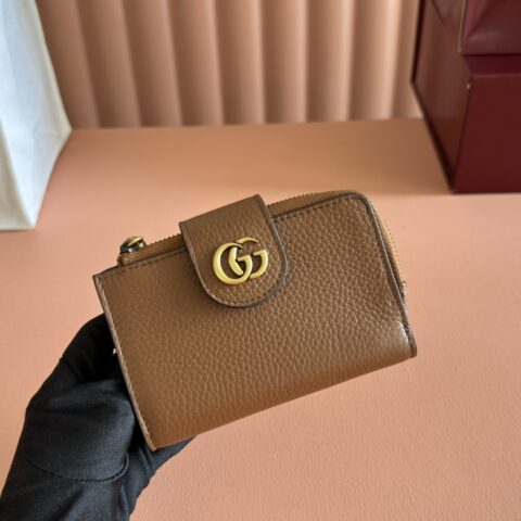 GUCCI GG Marmont系列 型号：739498 棕色/原厂皮