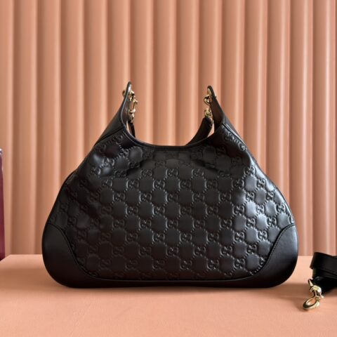 GUCCI Body双锁扣手袋 型号：834981 黑色压花/原厂皮