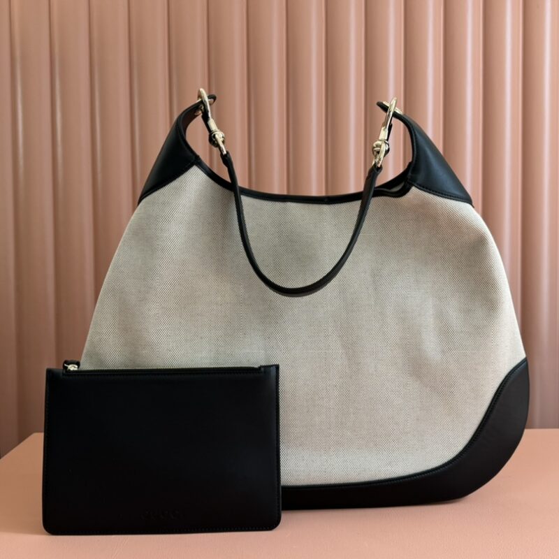 GUCCI Body双锁扣中号肩背包 型号：815924 帆布克皮/原厂皮