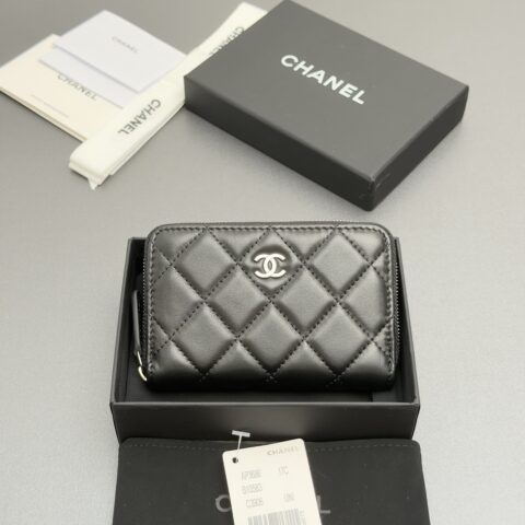 CHANEL 小香拉链包系列 编号:AP3686  黑色羊皮银色五金