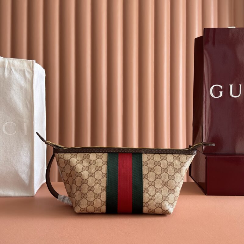 GUCCI Generation 古驰世代系列深入探索品牌的典藏元素 型号:875159棕色/水晶