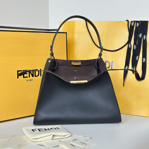 FENDI Fendi Way 款号：368