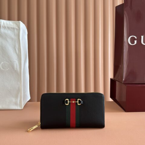 GUCCI Generation 古驰世代系列深入探索品牌的典藏元素 型号：867124 杏布/棕色
