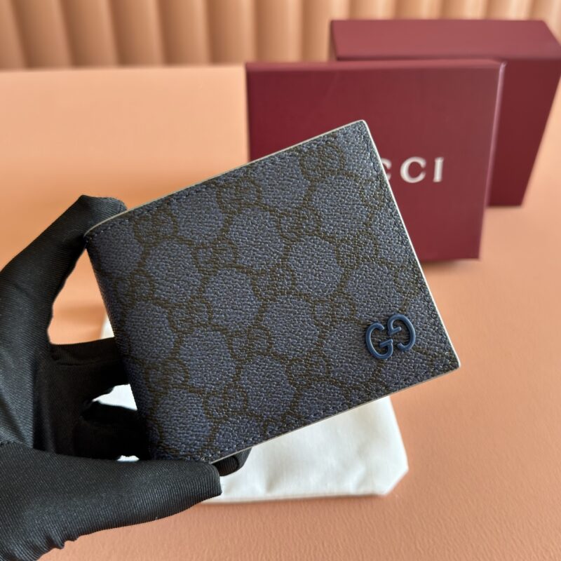 GUCCI GG Supreme 型号:768243