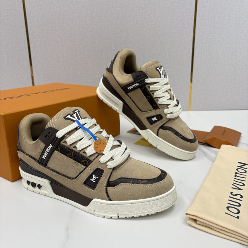 LV TRAINER 系列运动鞋