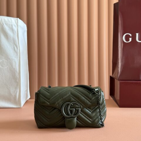 GGUCI GG Marmont系列 型号：856368 绿色/软皮