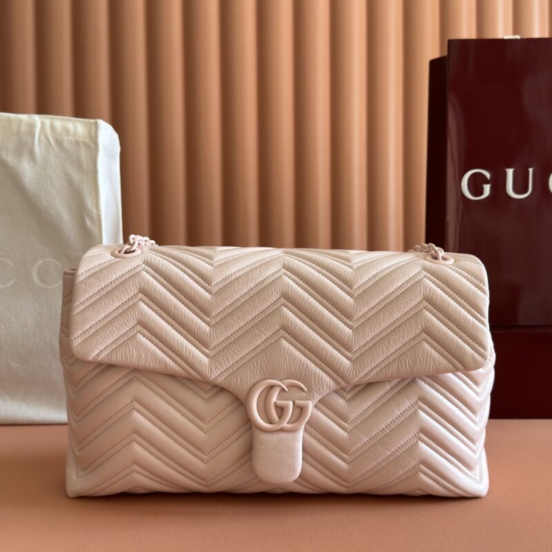 GGUCI GG Marmont系列 型号:850659粉色/柔软皮