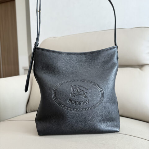 Burberry Highlands 肩背包 型号2611