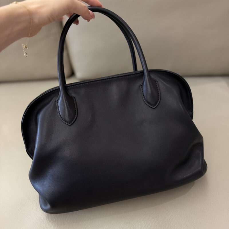 THE ROW Agnse Bag 型号:TR1219 马鞍皮 黑色