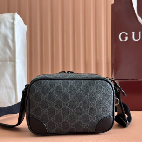 GUCCI GG Emblem系列 型号：821217 克皮克胶/原厂皮