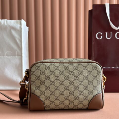 GUCCI GG Emblem男士旅行系列 型号：821155 PVC啡/原厂