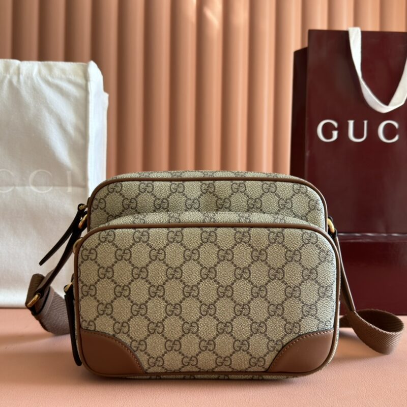 GUCCI GG Emblem男士旅行系列 型号：821164 棕色pvc/原厂皮