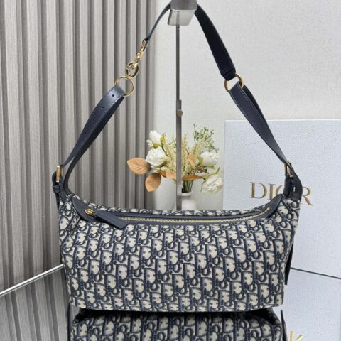 DIOR 流浪包布兰 型号:2417 中号蓝布