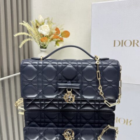 DIOR 迷你链条手袋 型号: 0812 羊皮蝴蝶结
