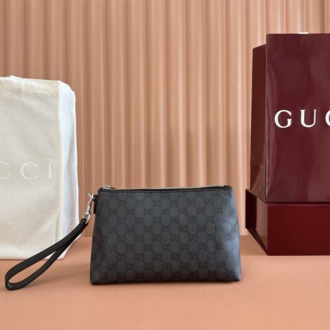 GUCCI Generation 系列深入探索品牌的典藏元素 型号:875821 黑色/水晶