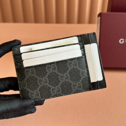 GUCCI GG Emblem系列 型号:821208 黑色pvc/原厂皮