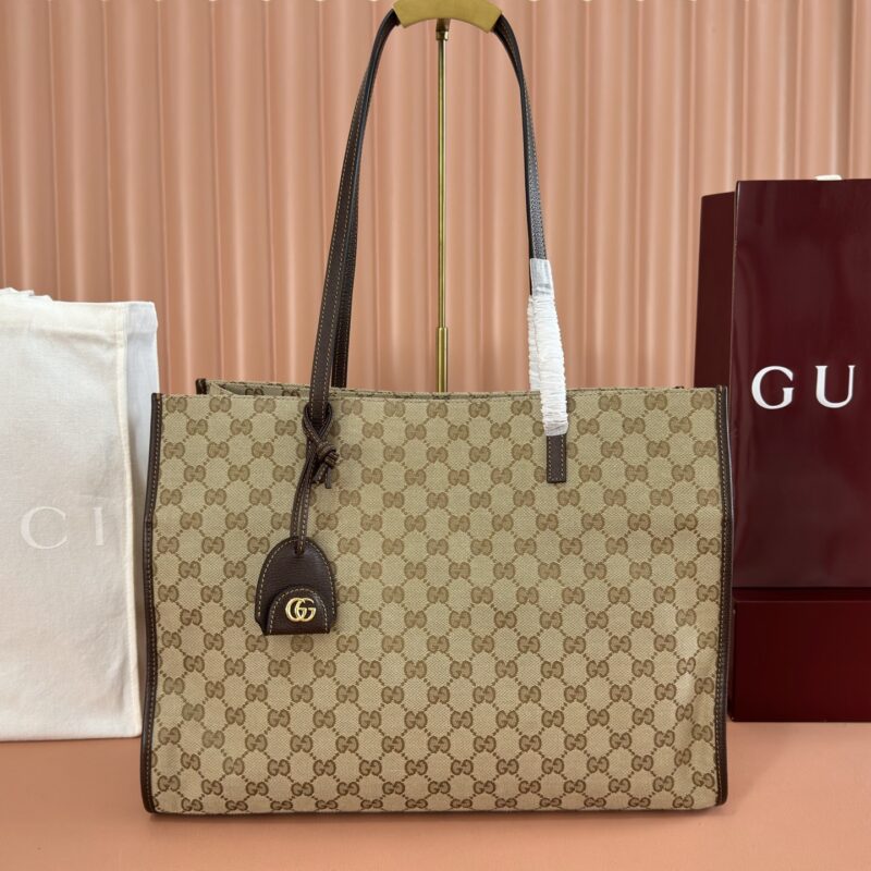 GUCCI Generation 古驰世代系列深入探索品牌的典藏元素 型号:875056 杏布/棕色