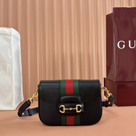 GUCCI Horsebit 1955 系列手袋 型号:866762 黑
