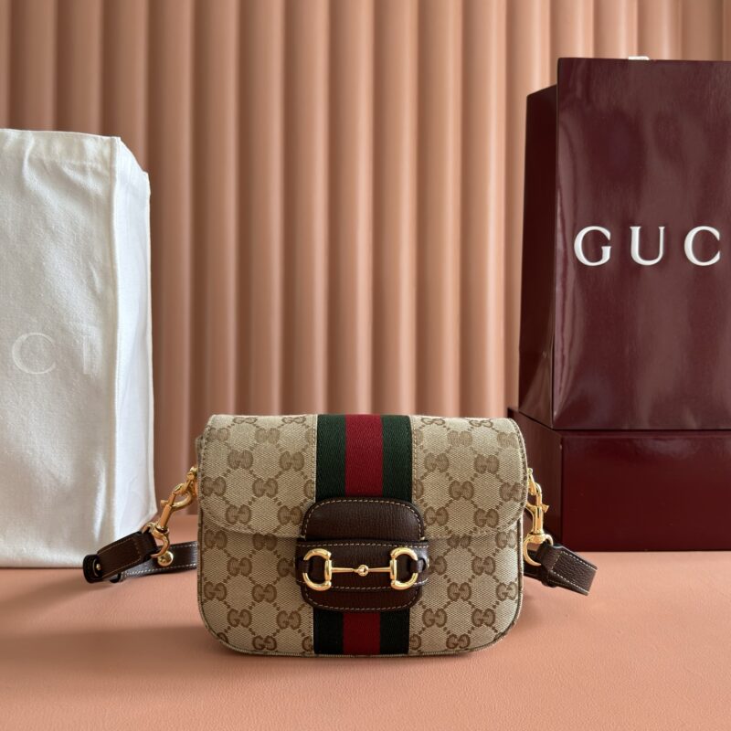 GUCCI Horsebit 1955 系列手袋 型号:866762杏布/棕色